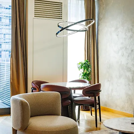 Hills Apartment *